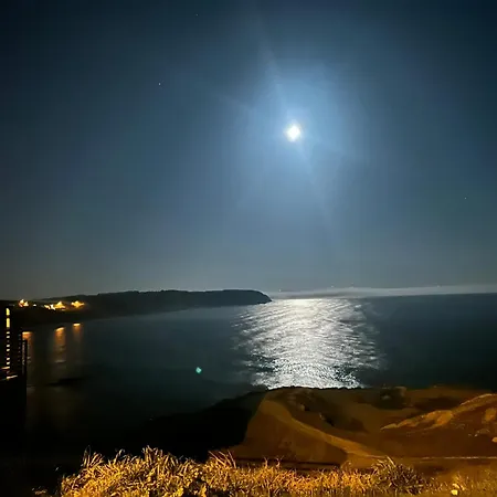 Marina Fener Istanbul Airport * Karaburun