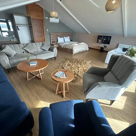Marina Fener Istanbul Airport Homestay